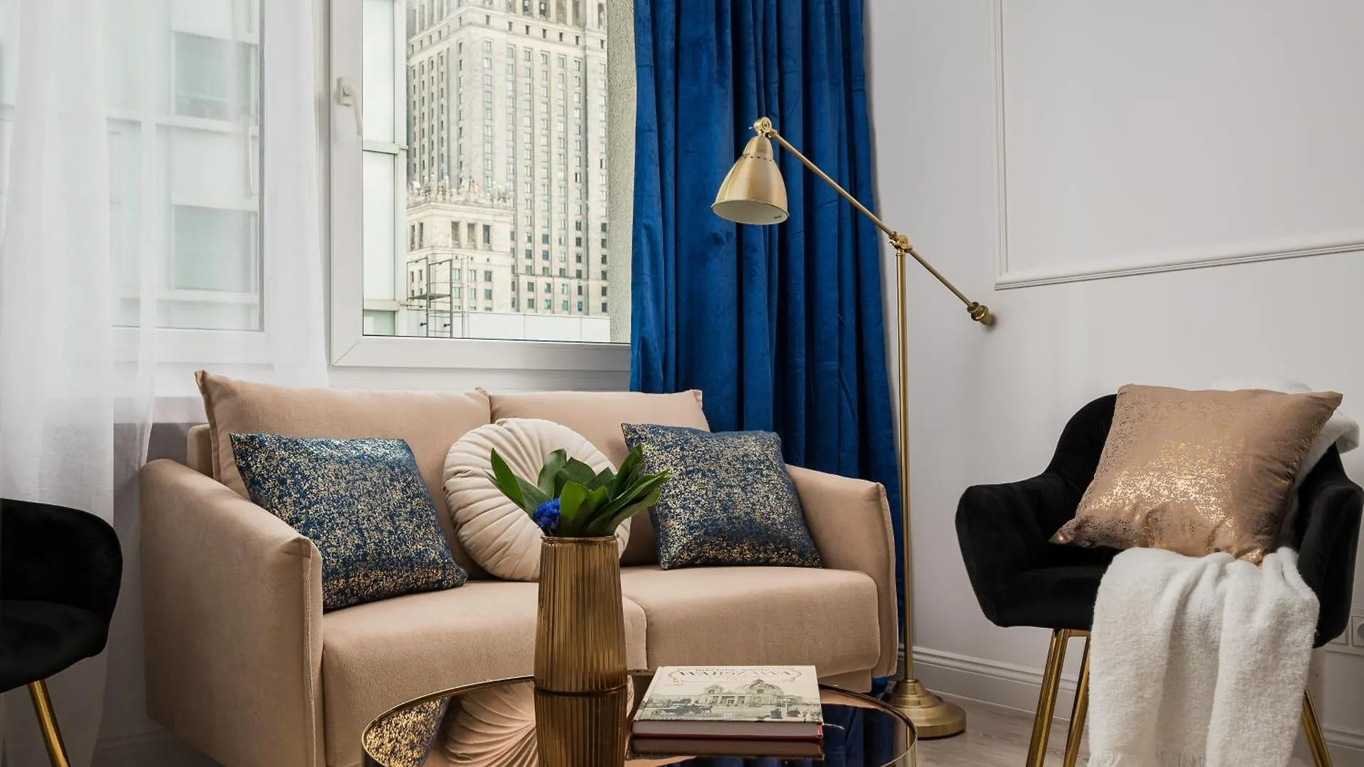 Apartment Stunning 2-Br Apartament Palace In The Window, Air-Conditioning 500M To Central Station Warsaw