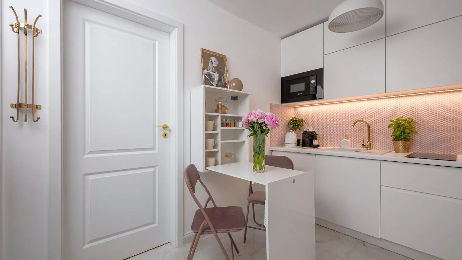 Apartment Stunning 2-Br Apartament Palace In The Window, Air-Conditioning 500M To Central Station Warsaw